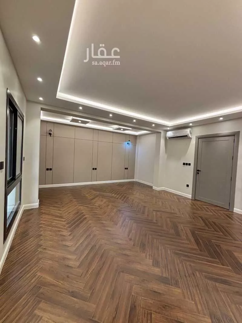6 bedroom villa in Al Sharafiyah 24