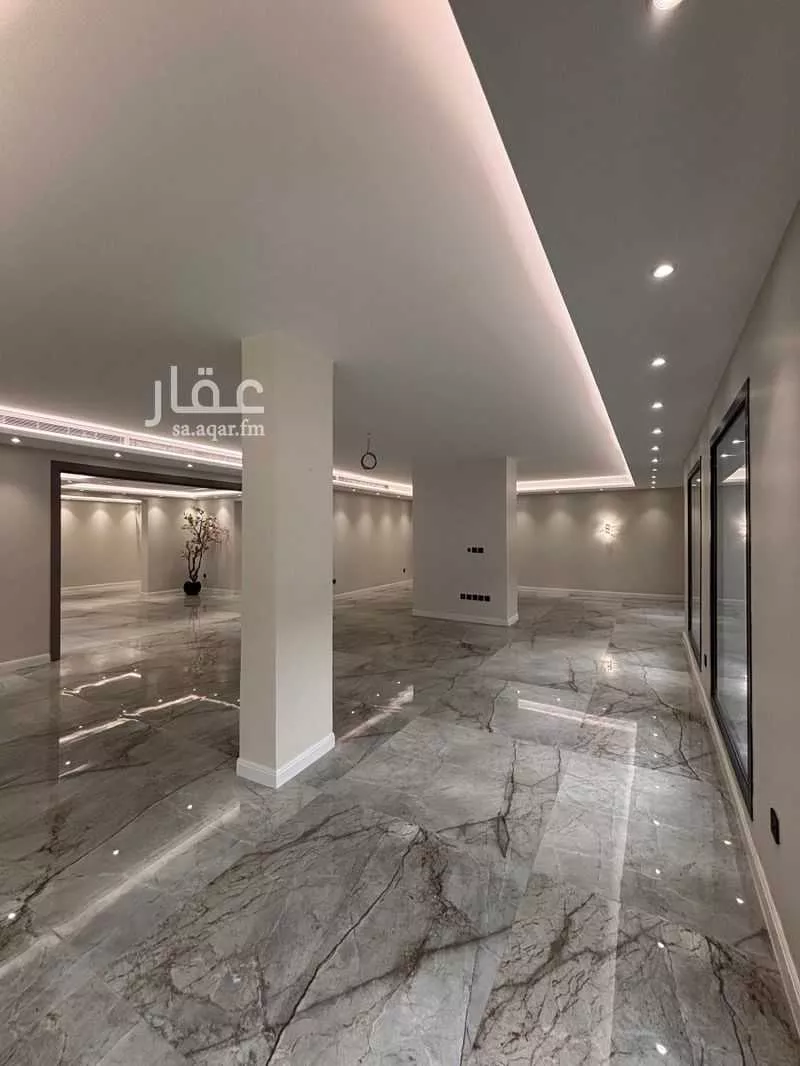 6 bedroom villa in Al Sharafiyah 10