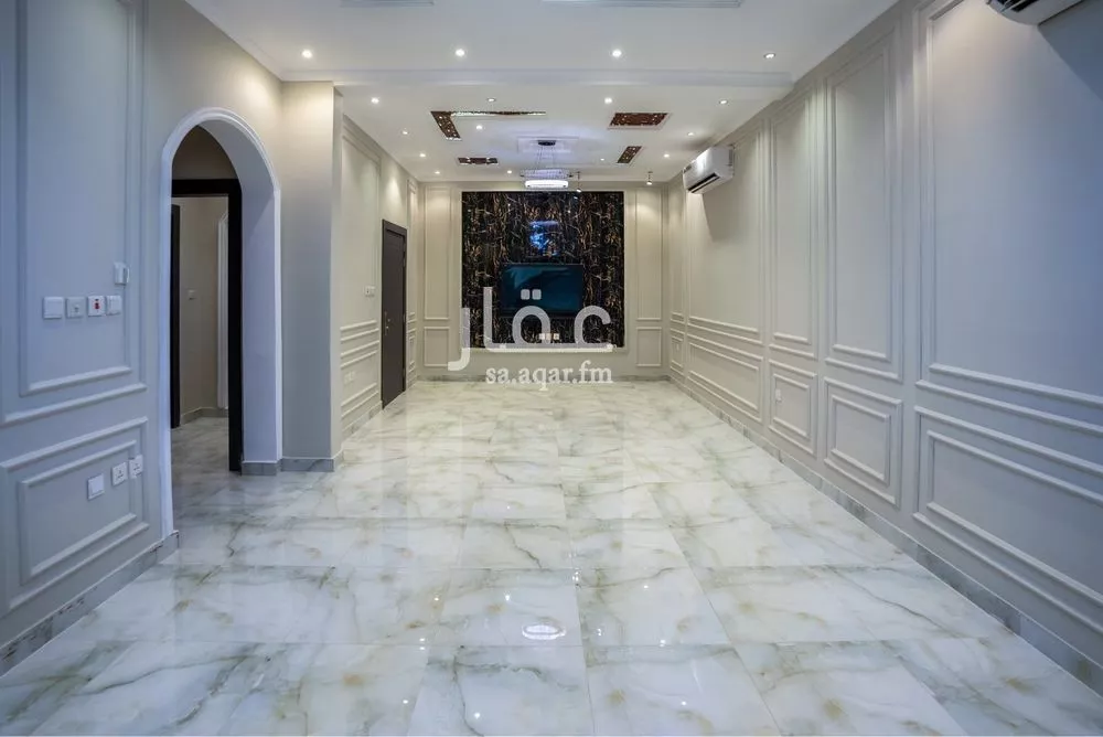 5 bedroom villa in Al Yaqout 2