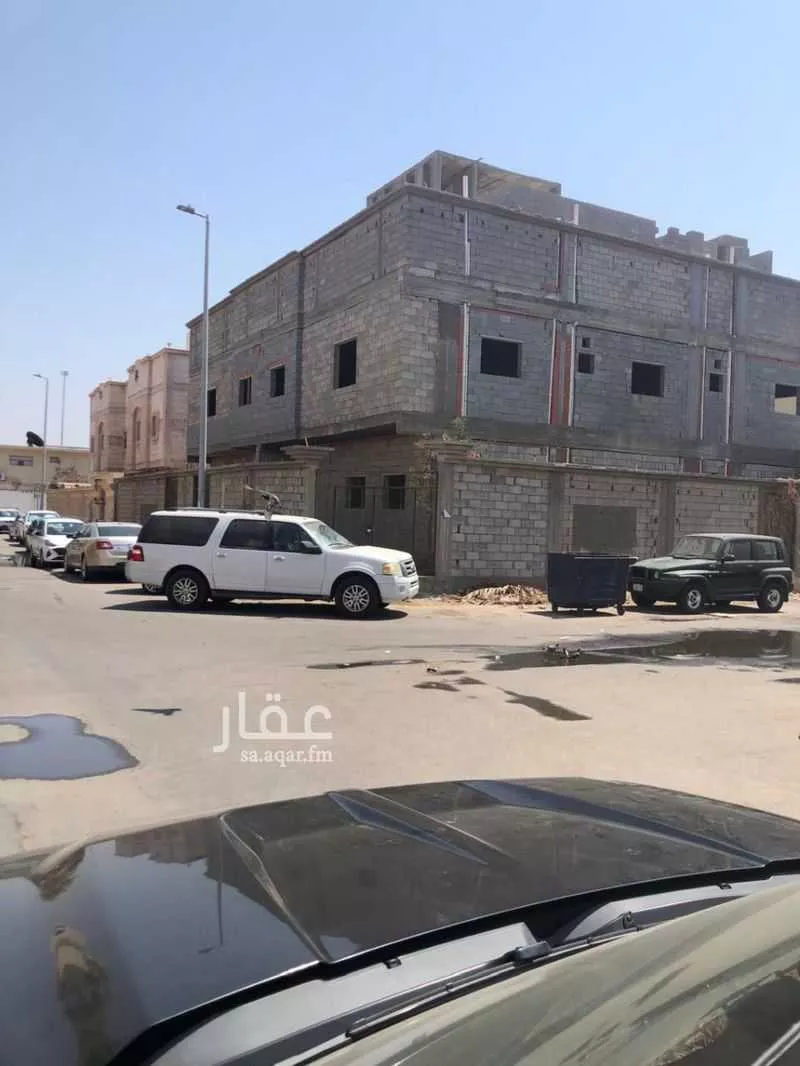 فيلا 12 غرف في البساتين 2