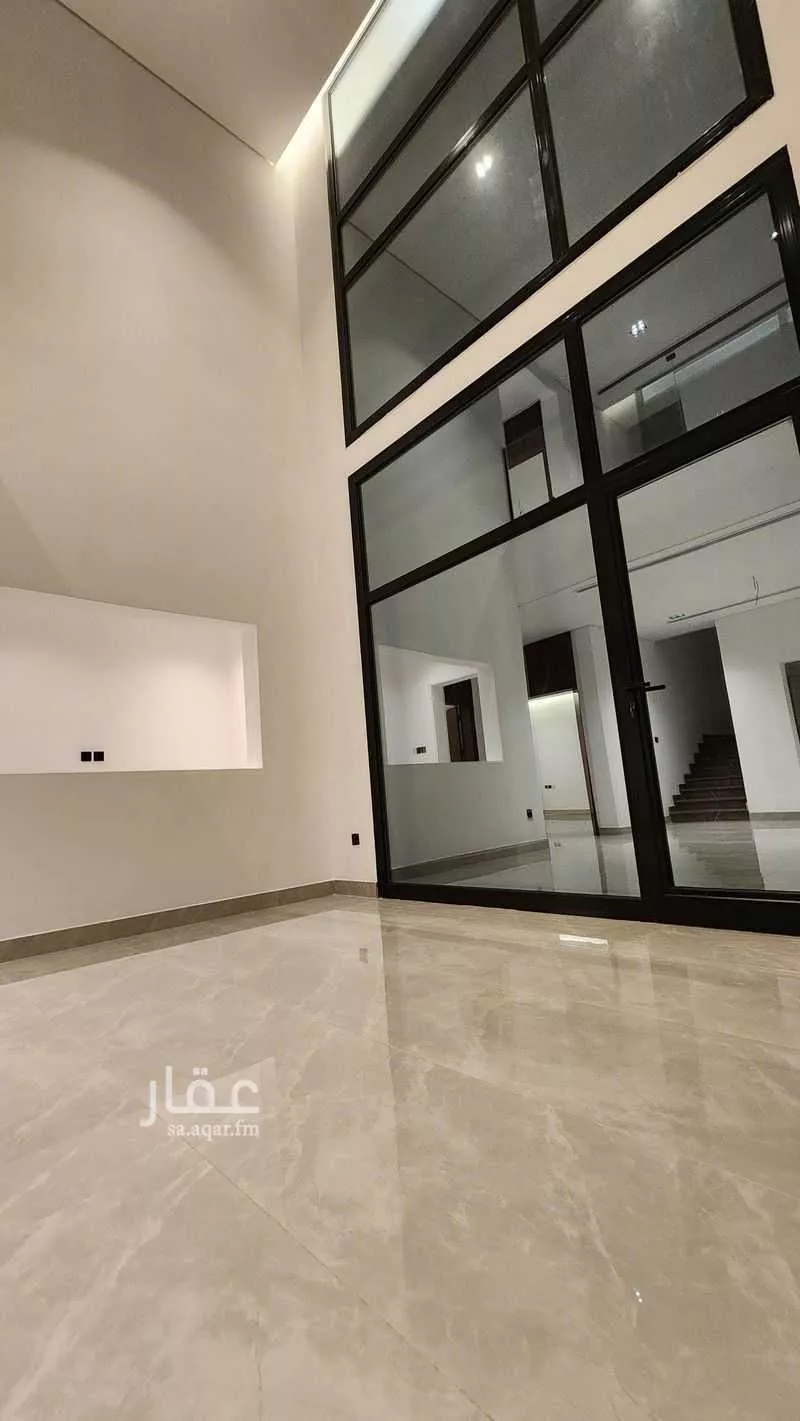 فيلا 7 غرف في الشراع 25
