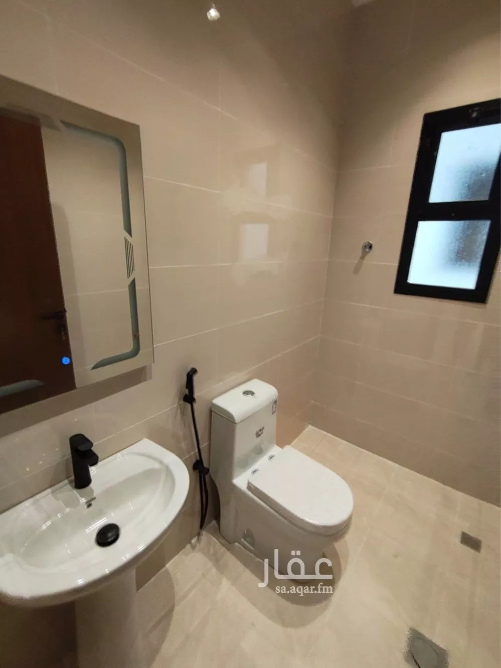 9 bedroom villa in Jeddah 9