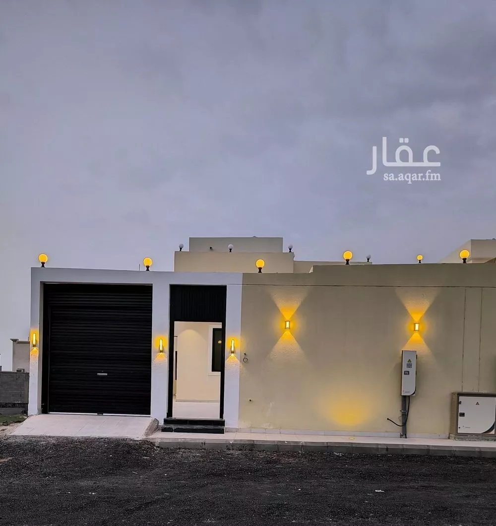 6 bedroom villa in Al Furusiyah 3