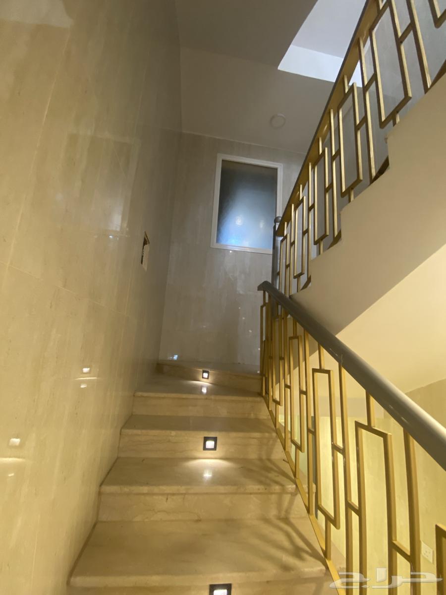 24 bedroom apartment in Al Amwaj 6