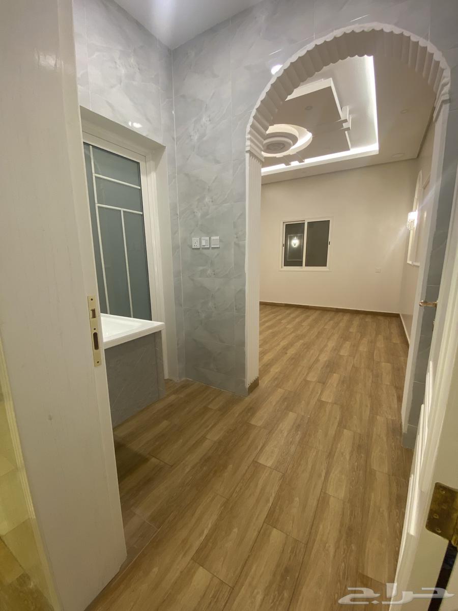 24 bedroom apartment in Al Amwaj 8