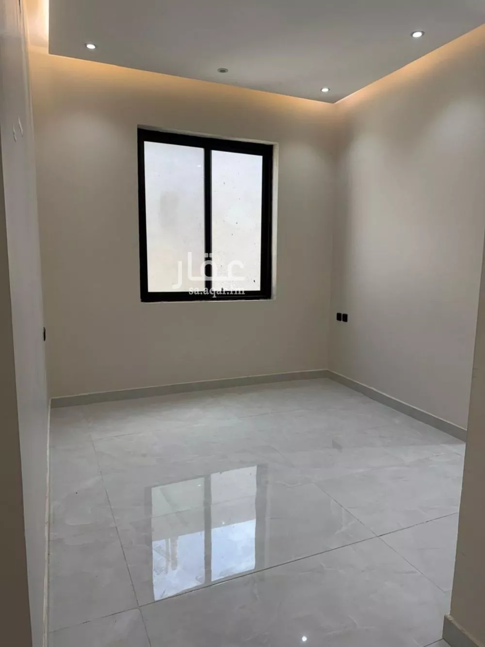 2 bedroom floor in Dhahrat Laban 10