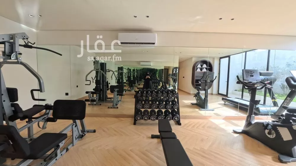 شقة 1 غرف في العقيق 10