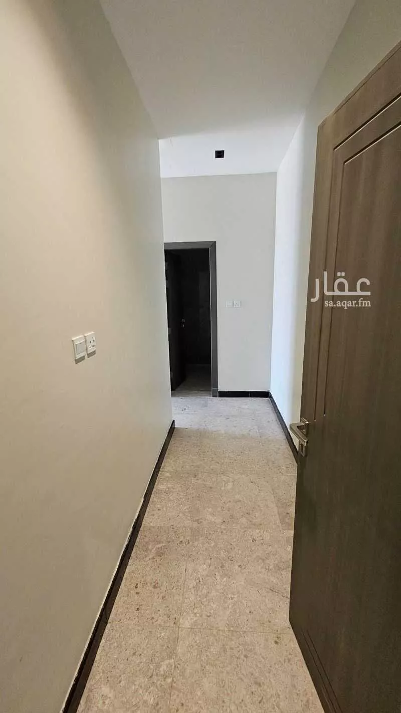 فيلا 5 غرف في الصدفة 11