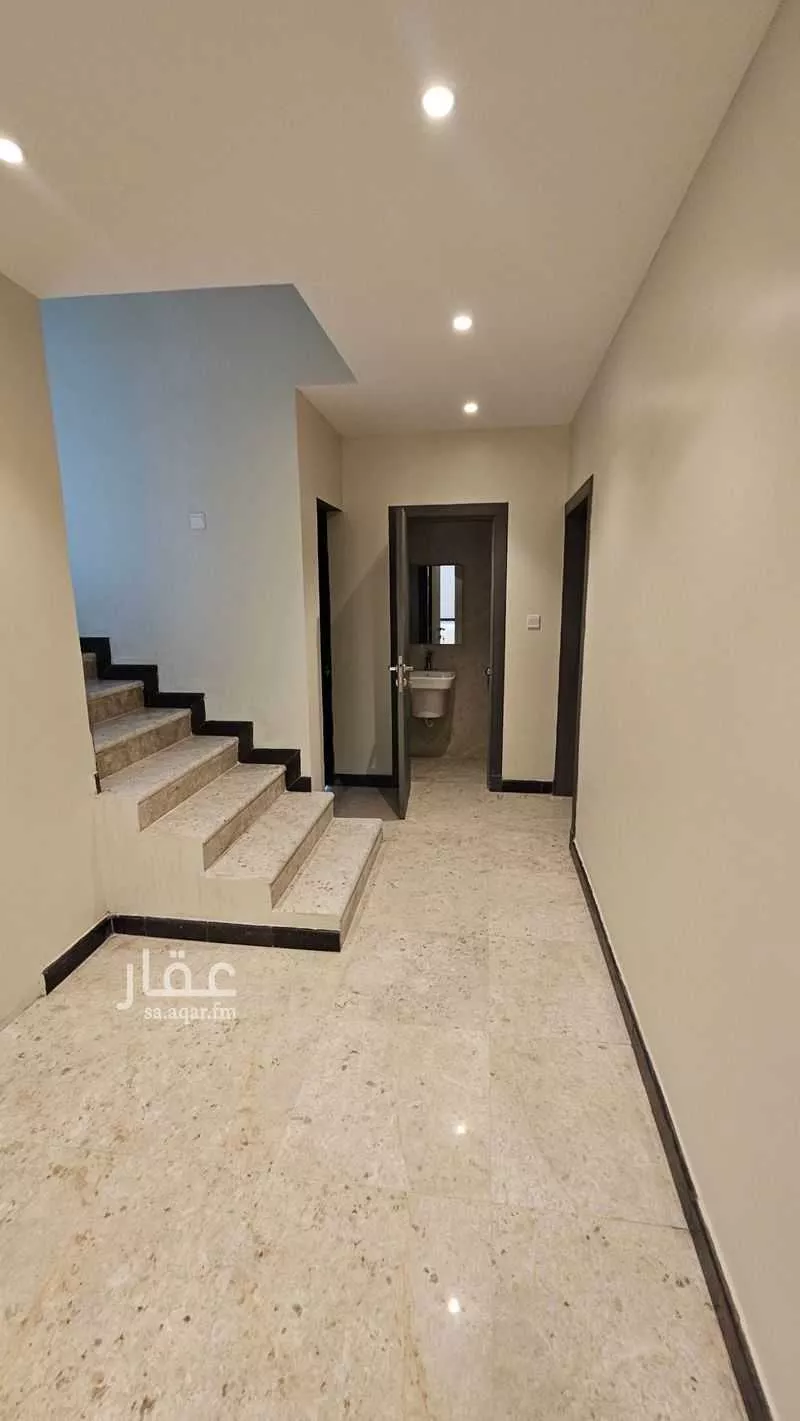 فيلا 5 غرف في الصدفة 22