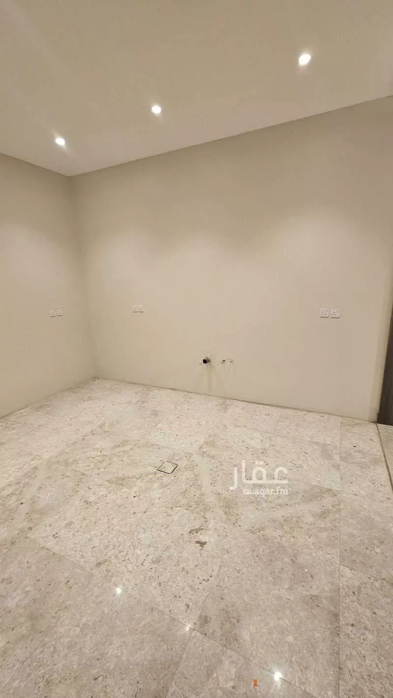 فيلا 5 غرف في الصدفة 24