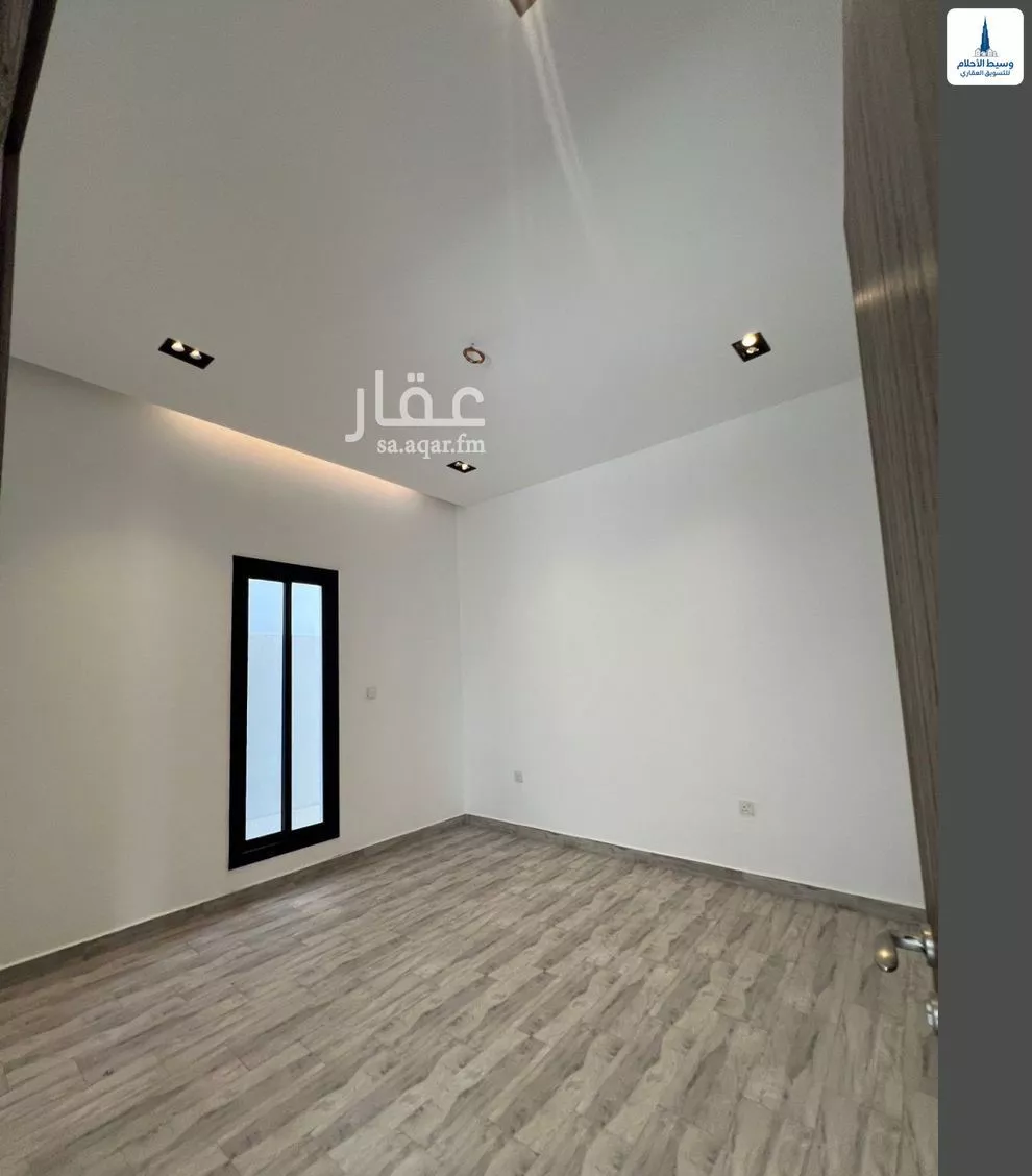 5 bedroom villa in Az Zomorod 6