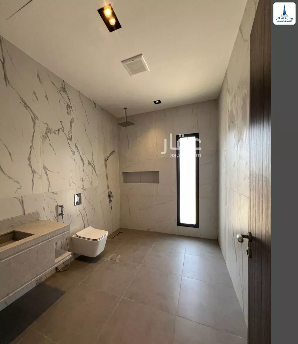 5 bedroom villa in Az Zomorod 8