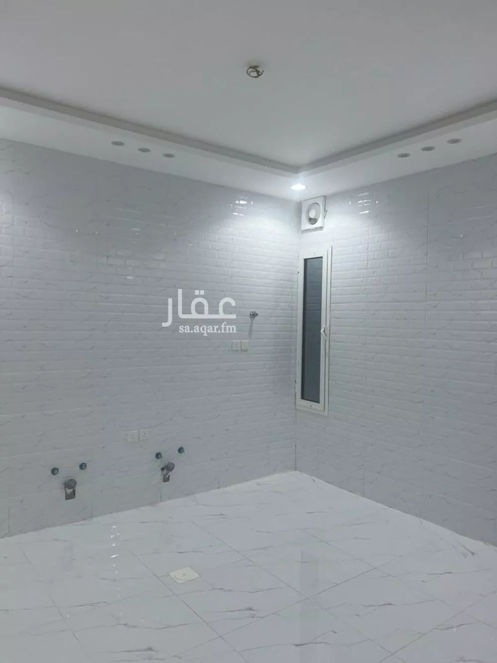 13 bedroom villa in Al Bashaer 11