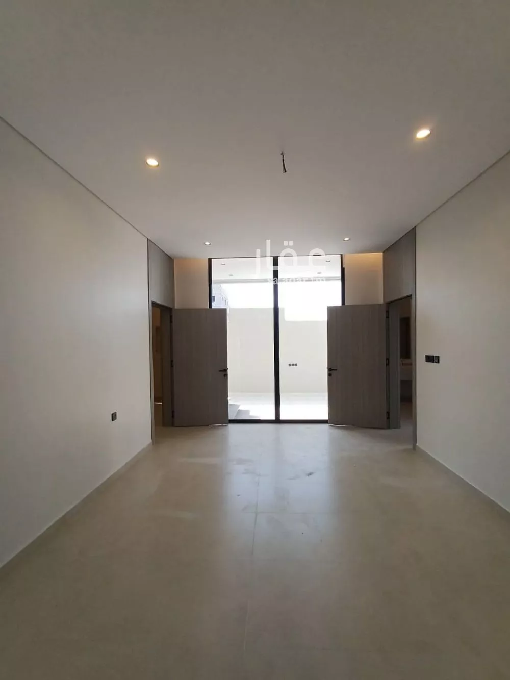 8 bedroom villa in Al Falah 5