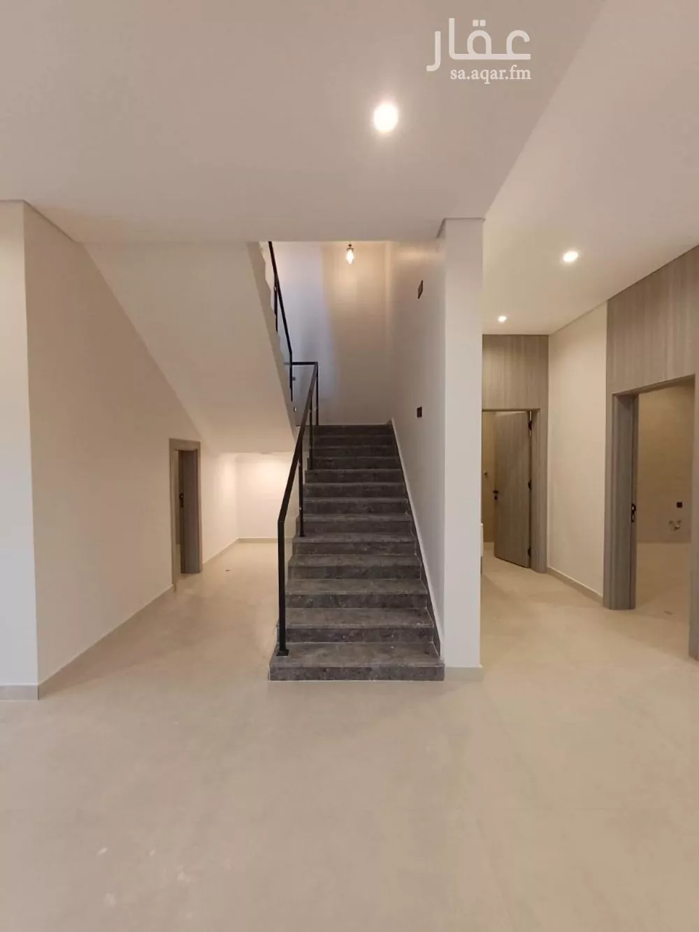 8 bedroom villa in Al Falah 7