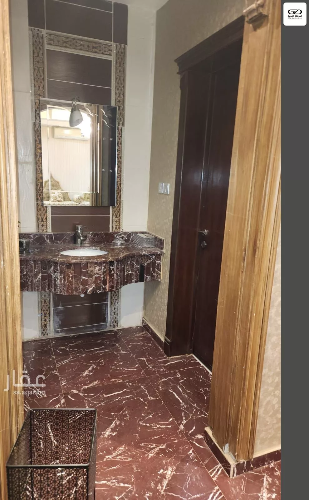 6 bedroom villa in Al Rabwa 6