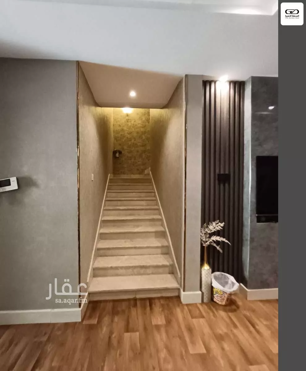 5 bedroom villa in Al Yaqout 11