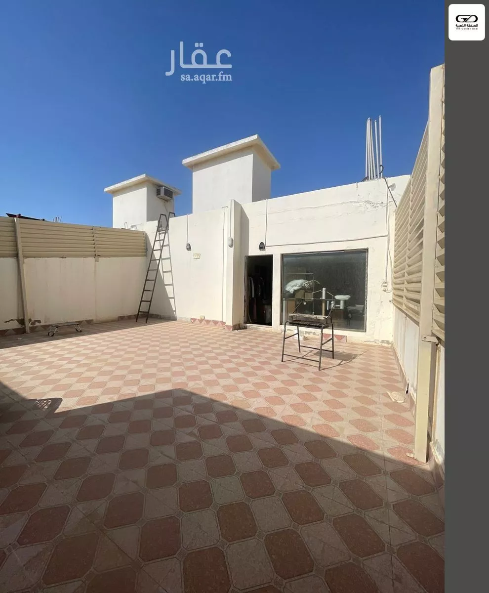 5 bedroom villa in Al Yaqout 10