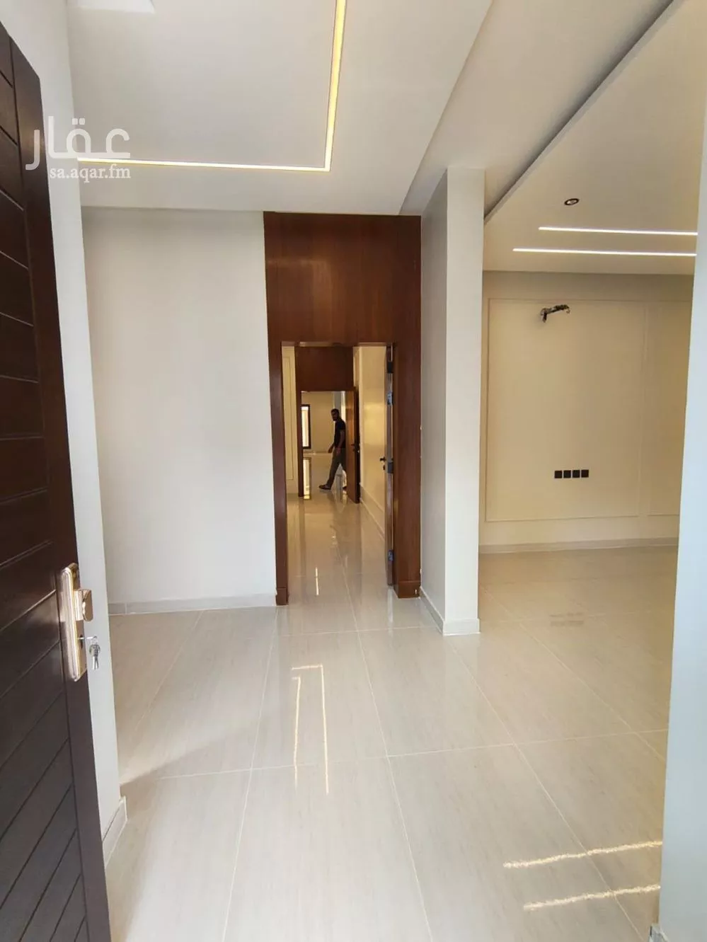 9 bedroom villa in Jeddah 10