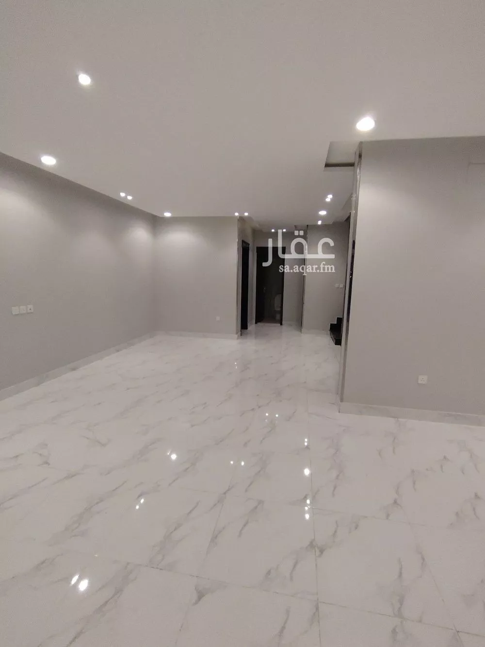 6 bedroom villa in Az Zomorod 13