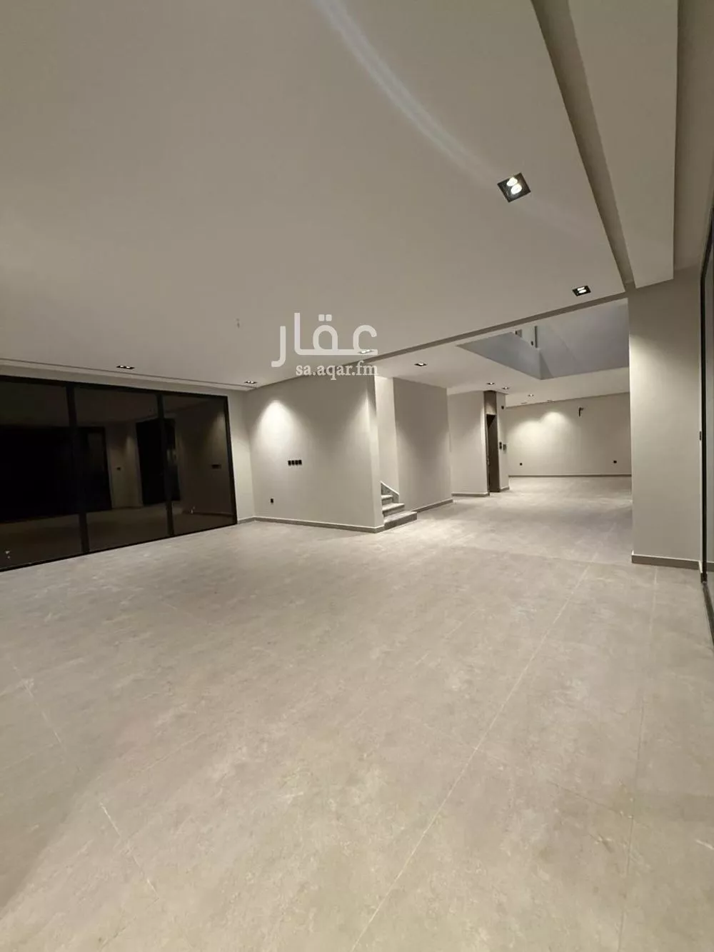 7 bedroom villa in Az Zomorod 9