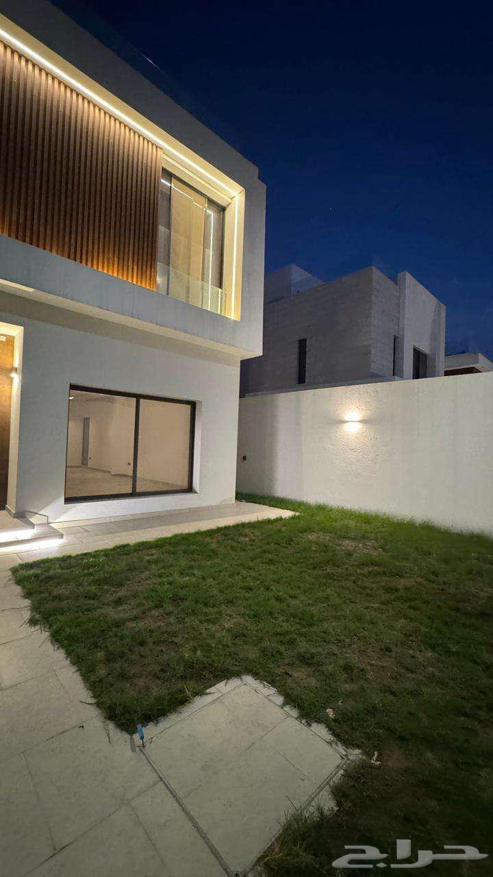 فيلا 6 غرف في البحر 13
