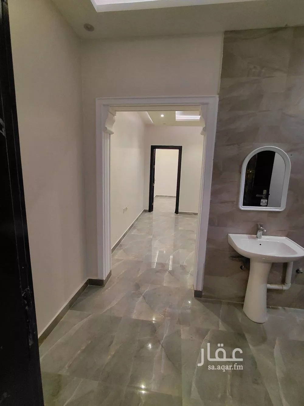 1 bedroom apartment in Al Malqa 7