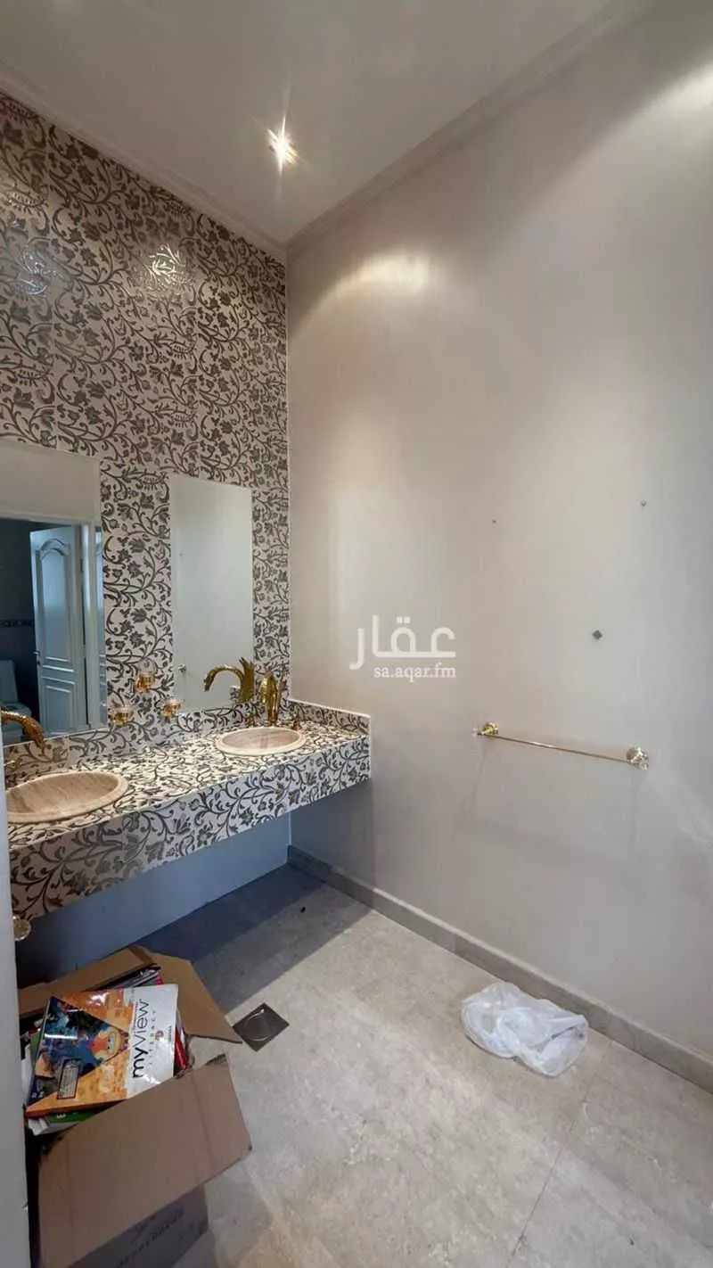 7 bedroom villa in Al Naeem 4