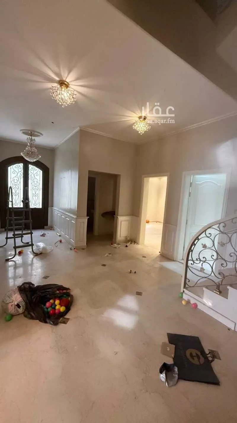 7 bedroom villa in Al Naeem 9