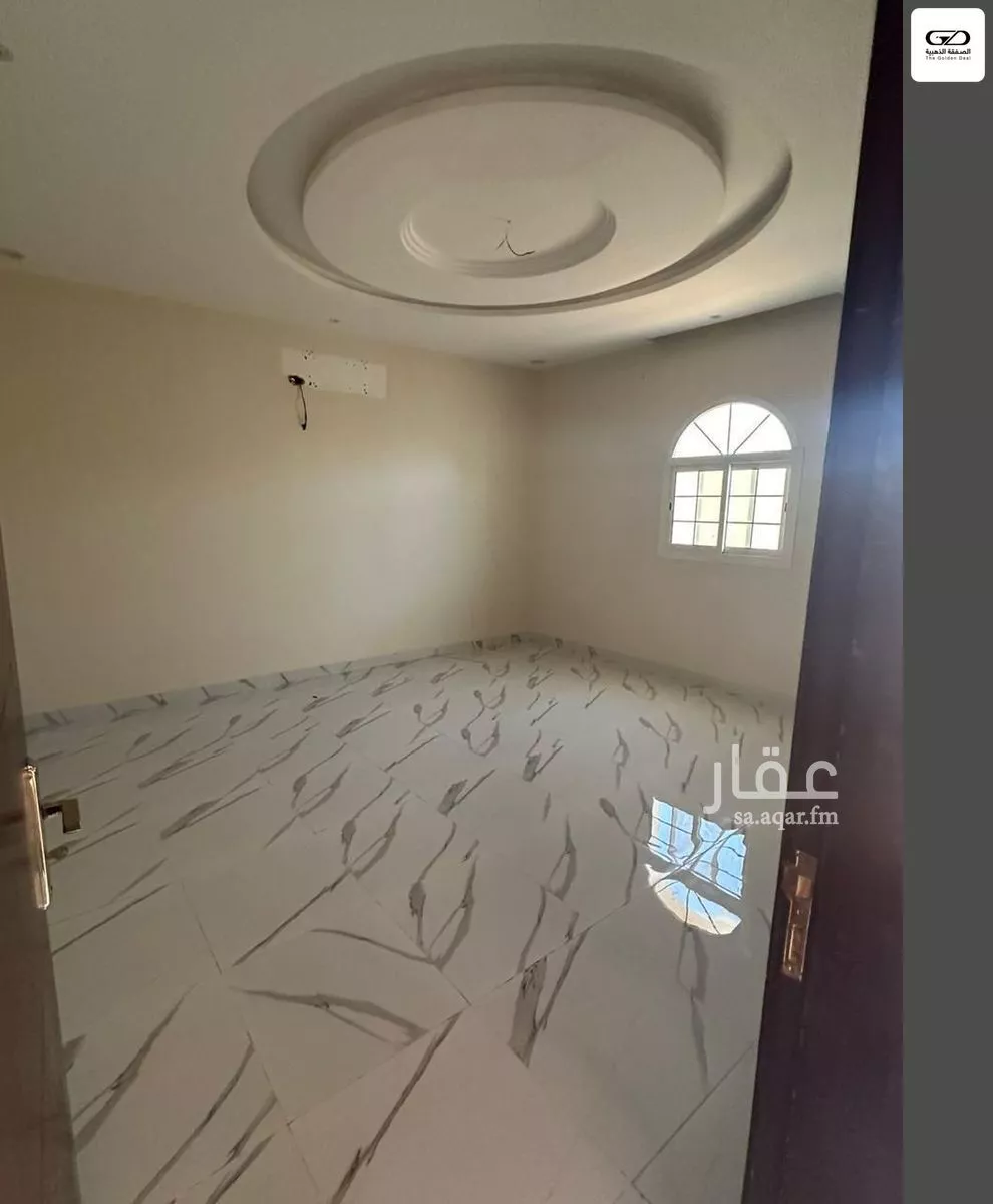 فيلا 10 غرف في الزمرد 20