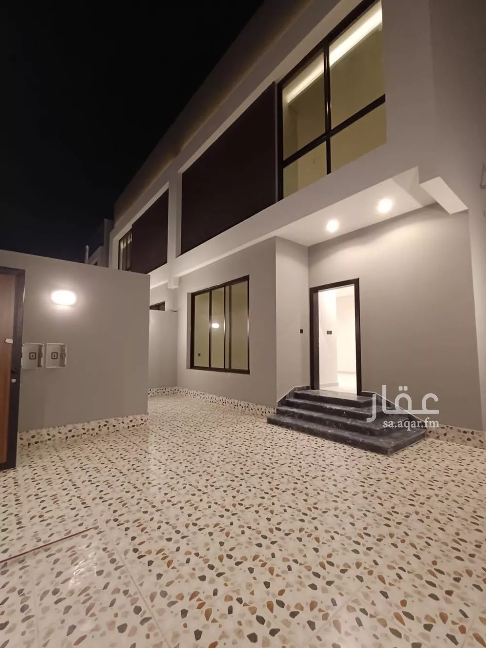8 bedroom villa in Al Rahmaniyyah 3