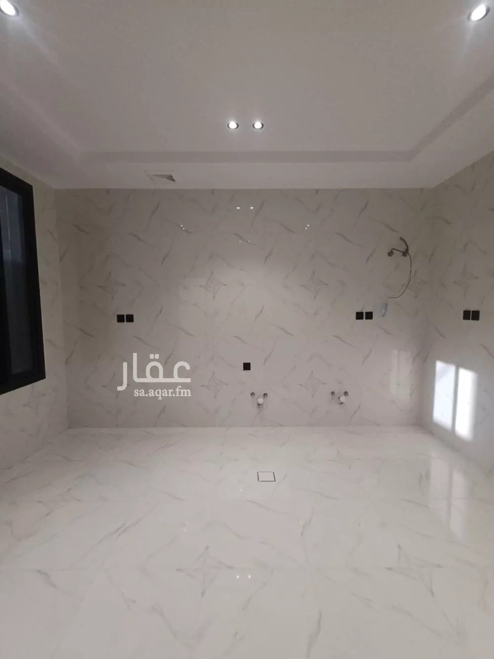 10 bedroom villa in Al Falah 3