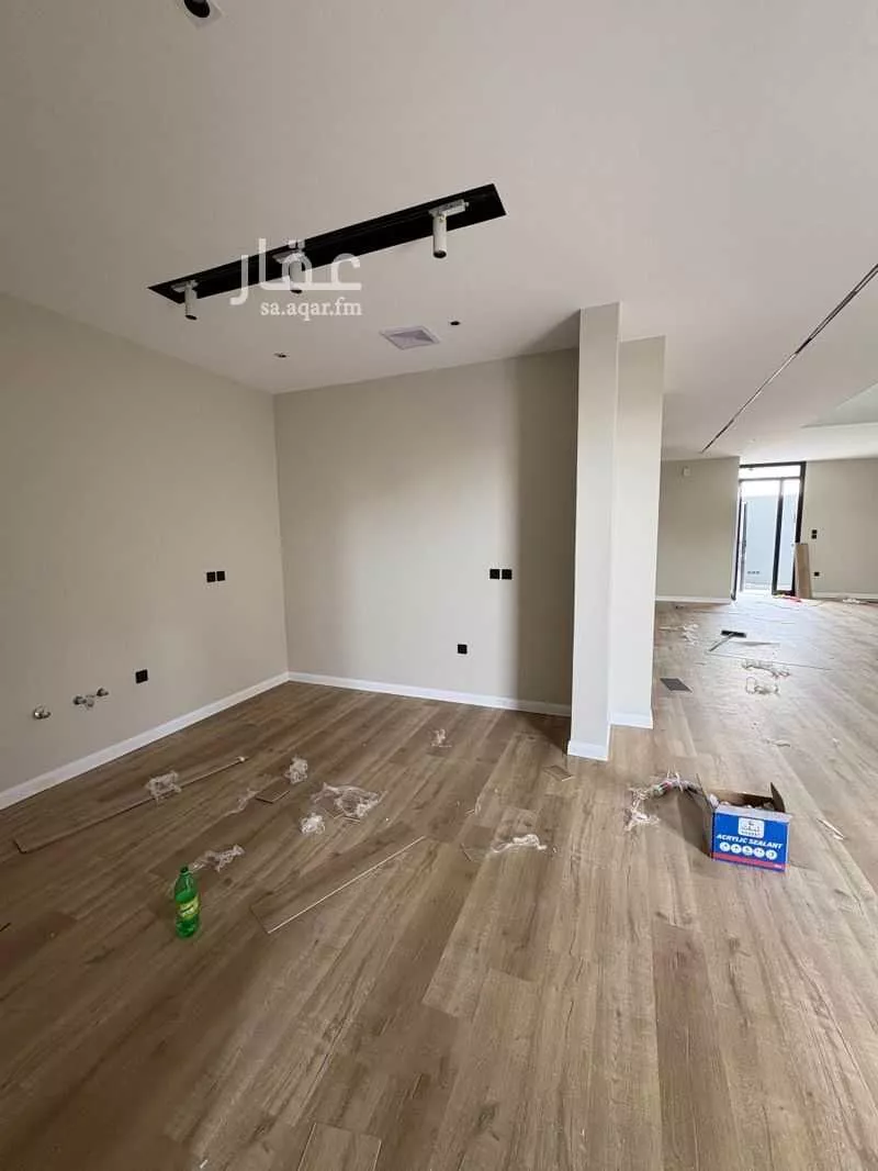 5 bedroom villa in Al Sawari 11