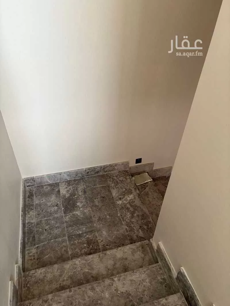 5 bedroom villa in Al Sawari 15