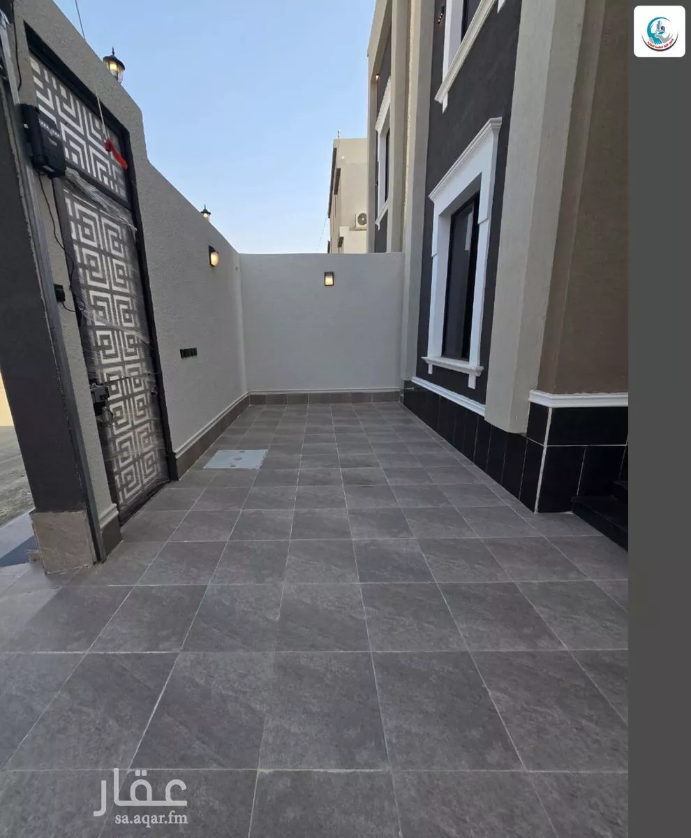 8 bedroom villa in Al Rahmaniyyah 12