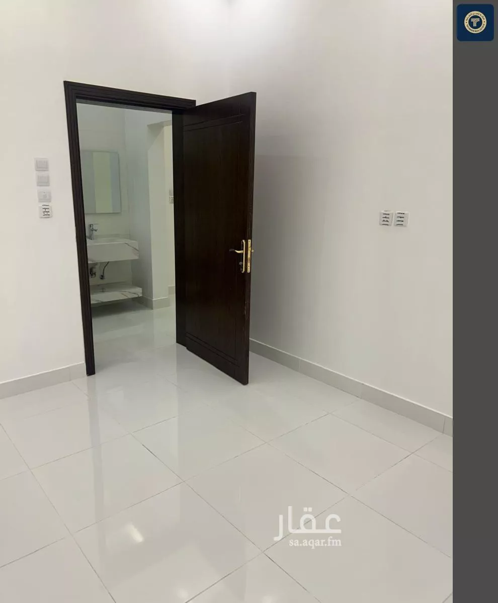 فيلا 5 غرف في الفروسية 9
