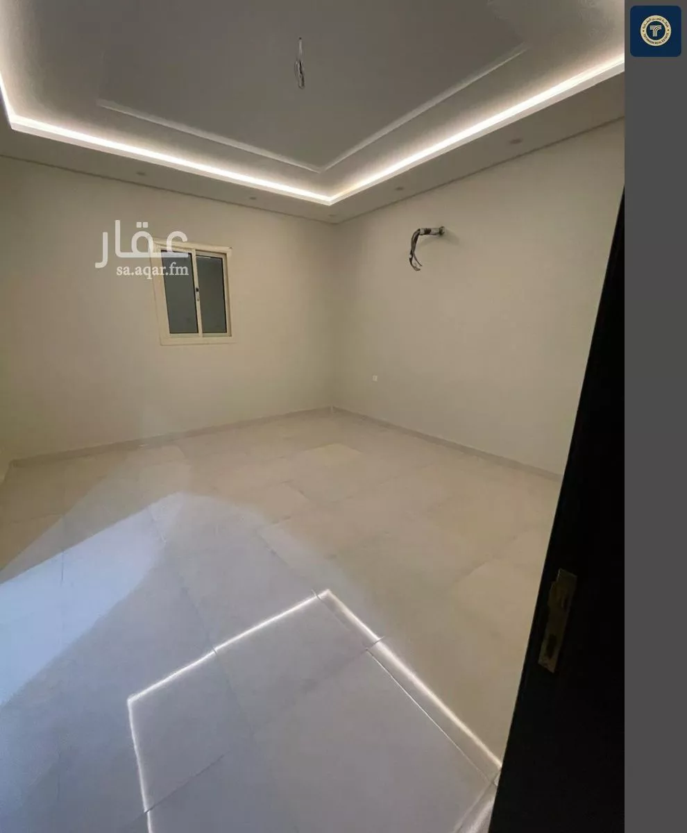 فيلا 7 غرف في القرينة 3