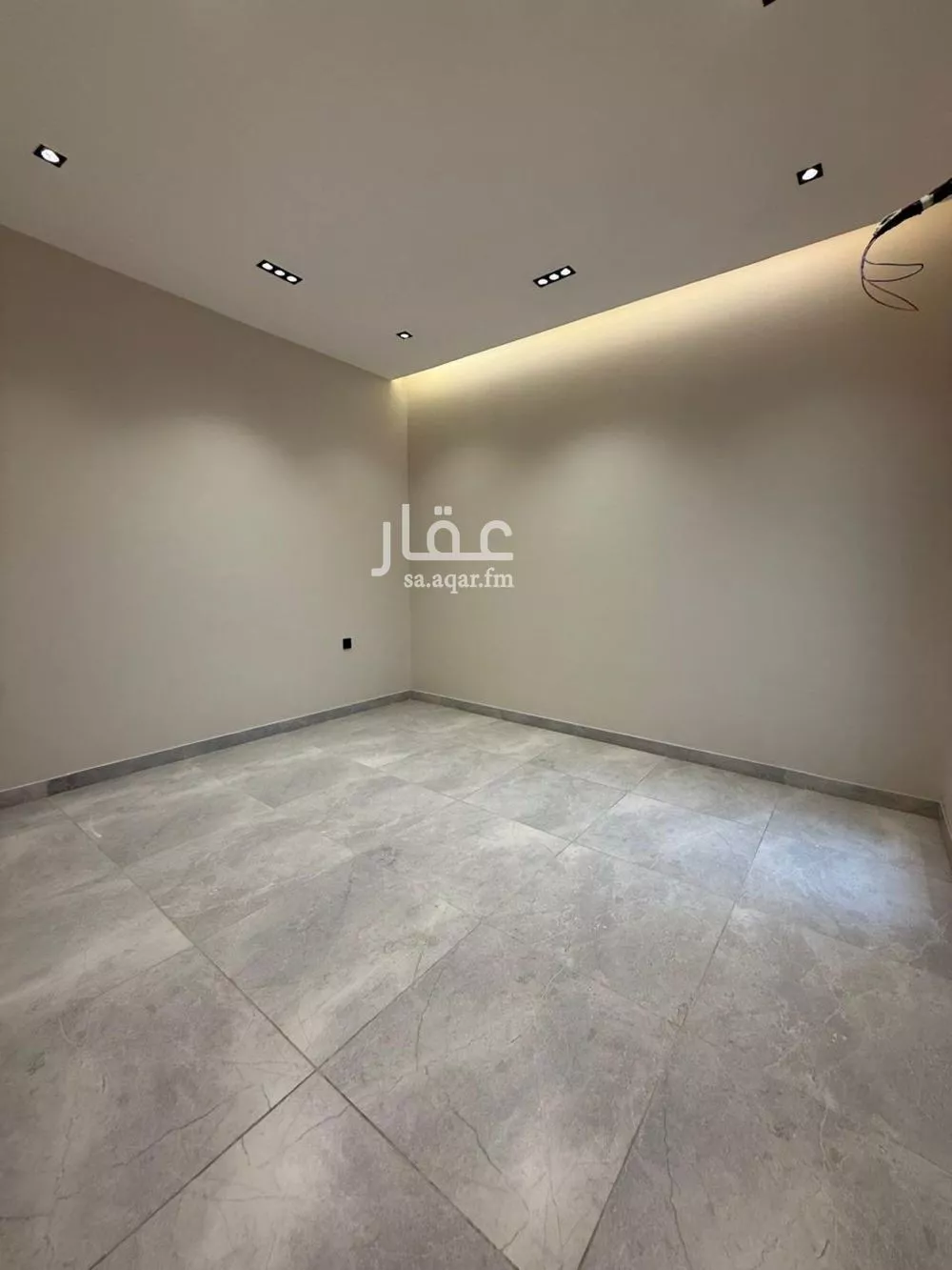 فيلا 6 غرف في الشراع 7