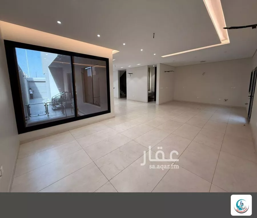 7 bedroom villa in Al Yaqout 18