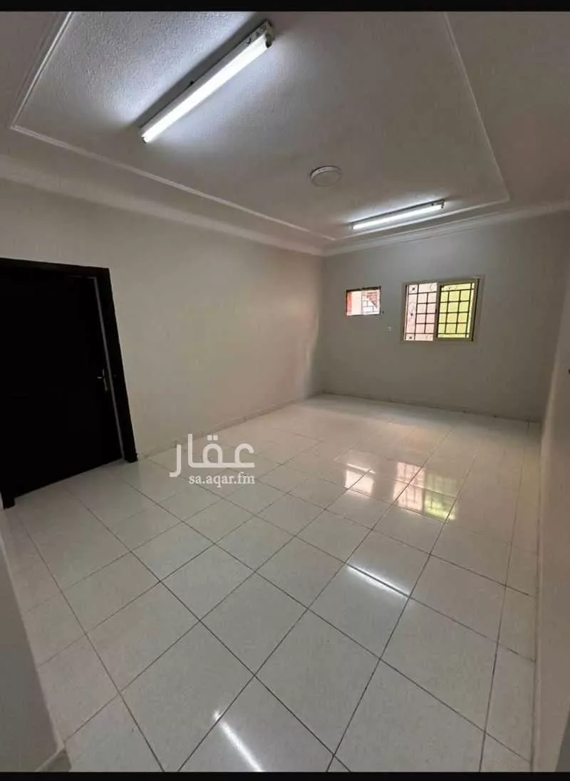 فيلا 14 غرف في الرمال 2