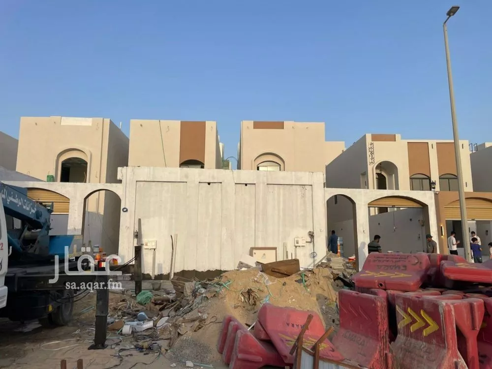 6 bedroom villa in Al Lulu 2