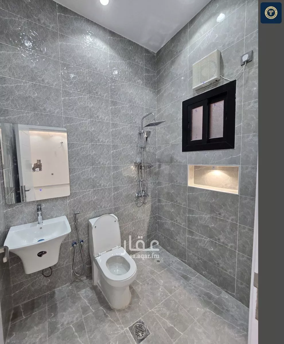 7 bedroom villa in Al Rahmaniyyah 7