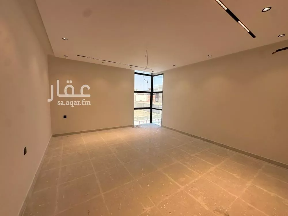 7 bedroom villa in As Salhiyah 4