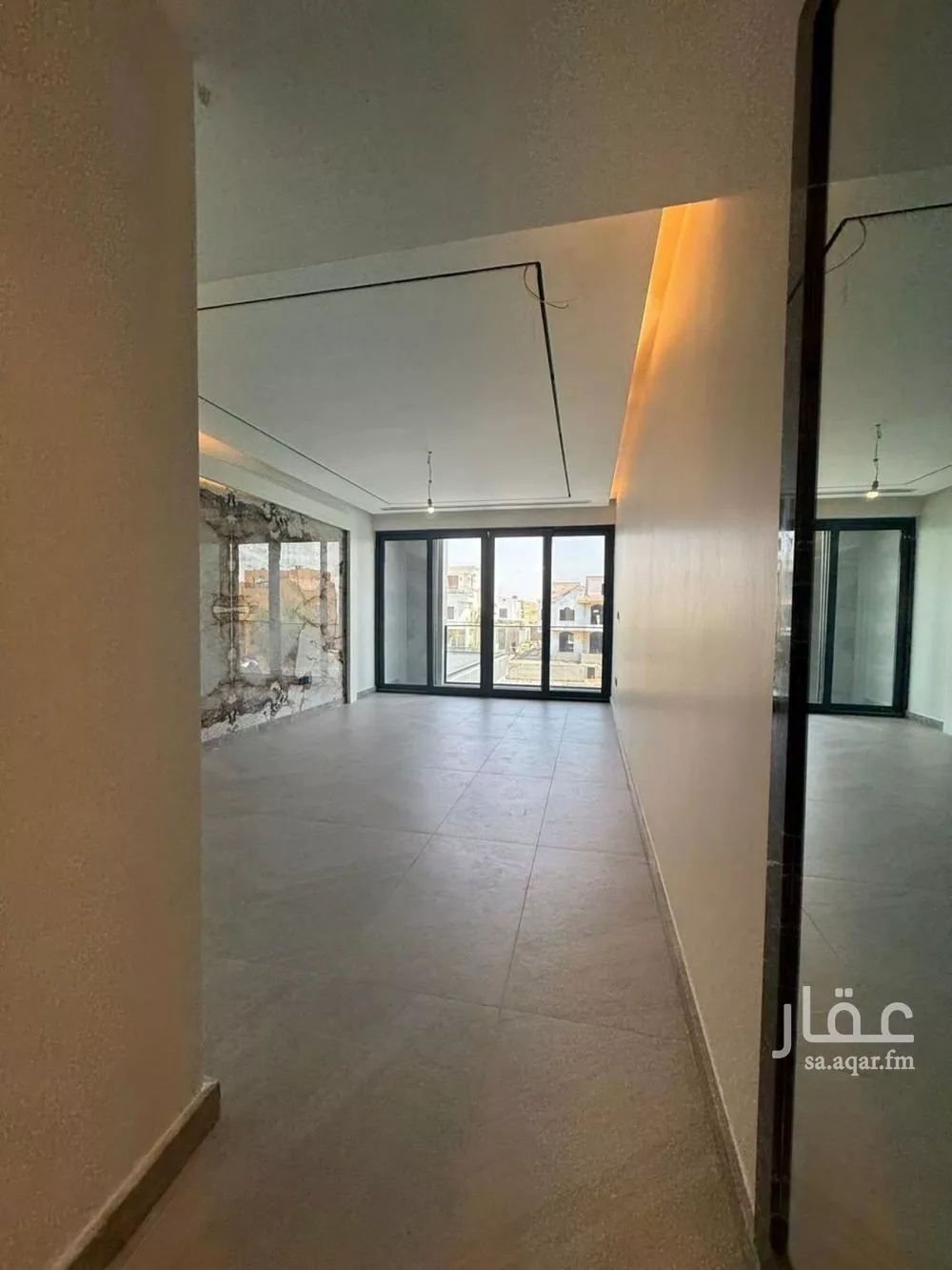 6 bedroom villa in Az Zomorod 14