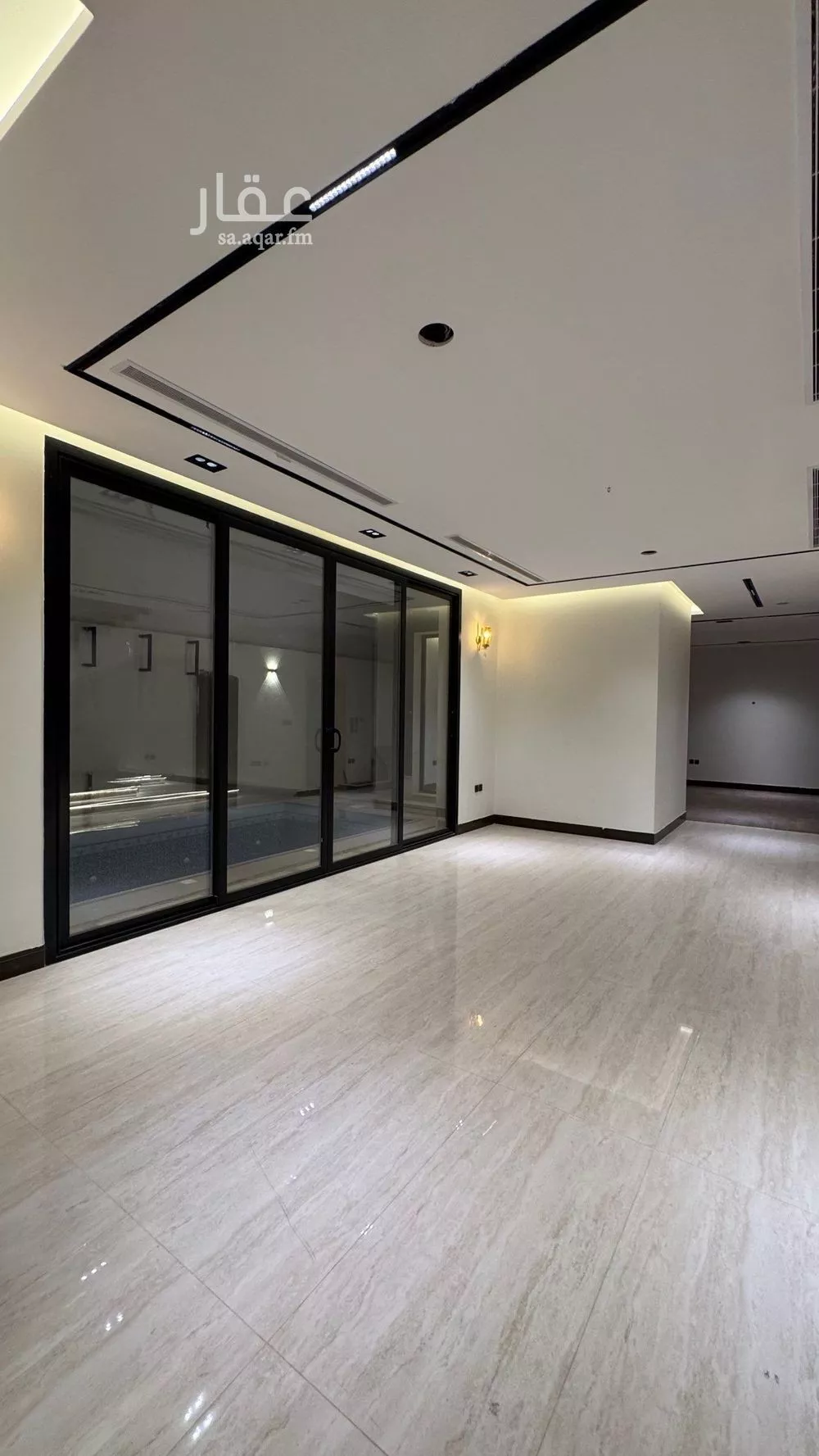 5 bedroom villa in Al Amwaj 17