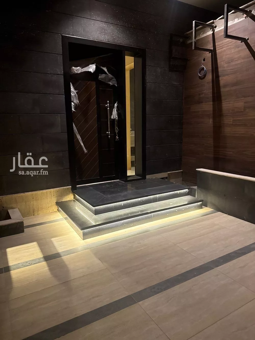5 bedroom villa in Al Amwaj 5