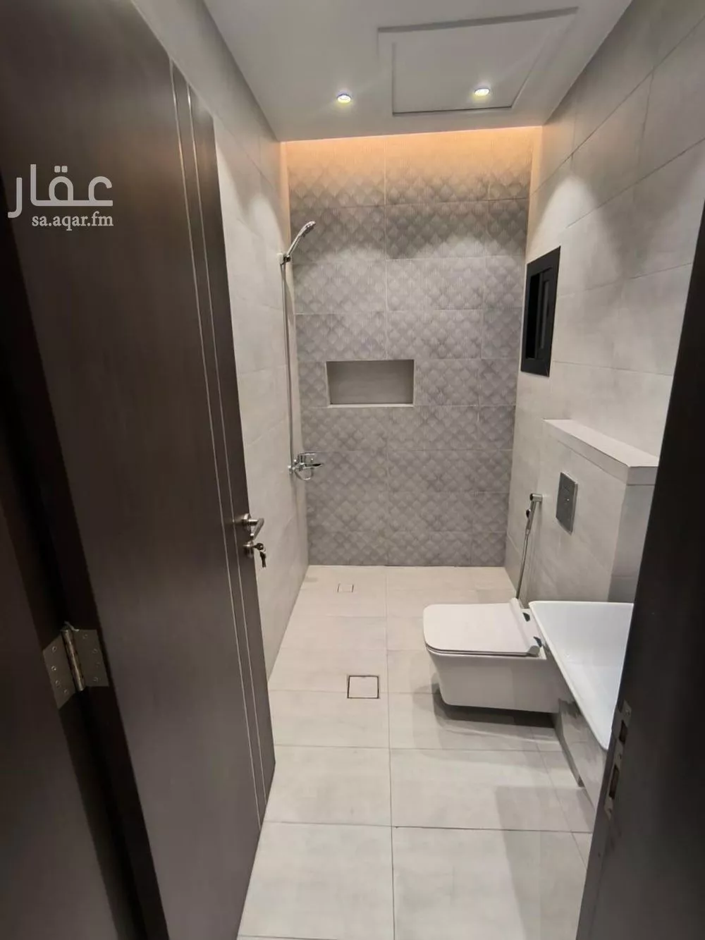 فيلا 9 غرف في الياقوت 19