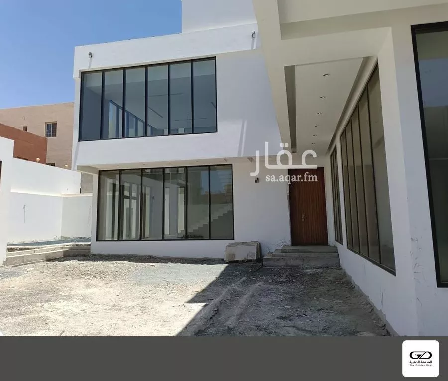 5 bedroom villa in Az Zomorod 11