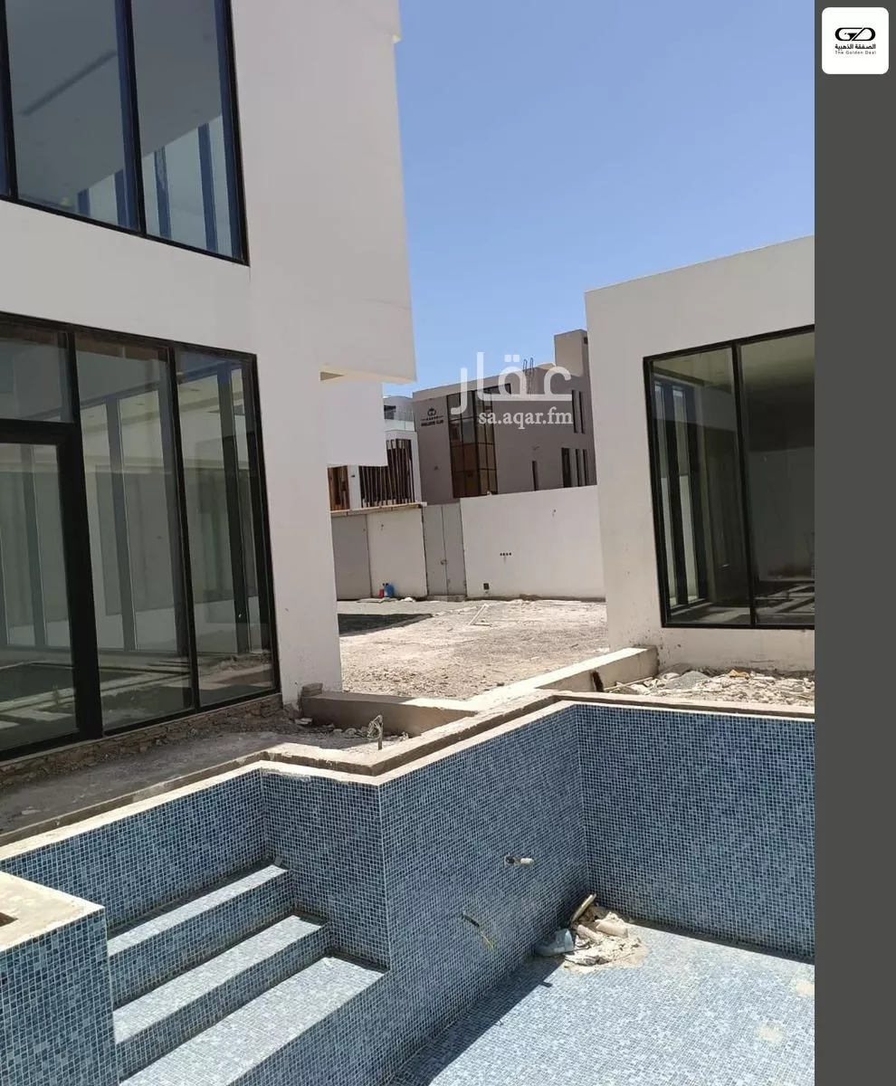 5 bedroom villa in Az Zomorod 23