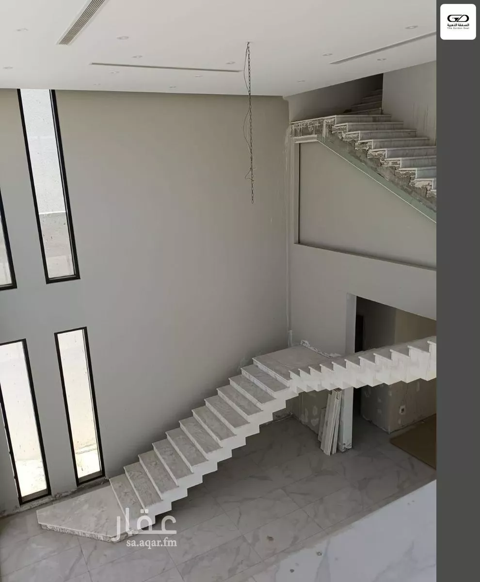 5 bedroom villa in Az Zomorod 32